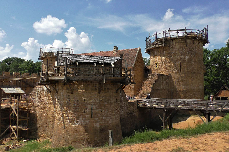 Le chantier médiéval du Château de Guédelon