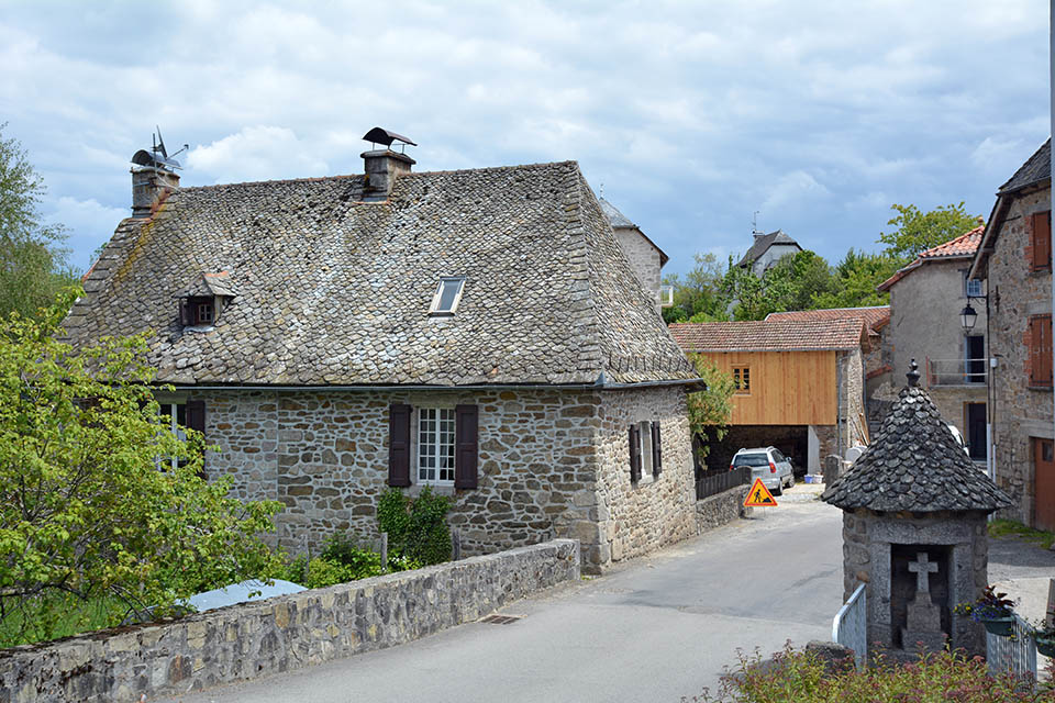 Le village de Marcolès
