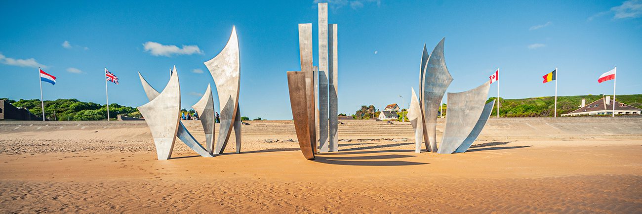 Randonnée et patrimoine : 20 circuits où marcher fait voyager dans le temps